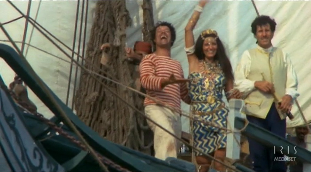Franco, Ciccio e il pirata Barbanera (1969) 7.jpg