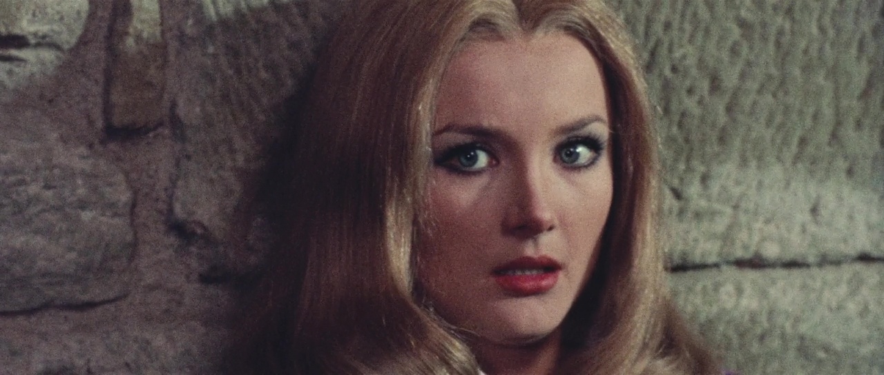 La dama rossa uccide sette volte (1972) Barbara Bouchet.jpg
