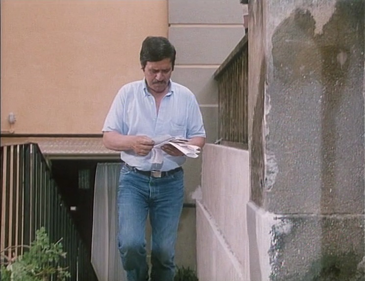 Fantozzi Il Ritorno - Slim Moustaches3.jpg