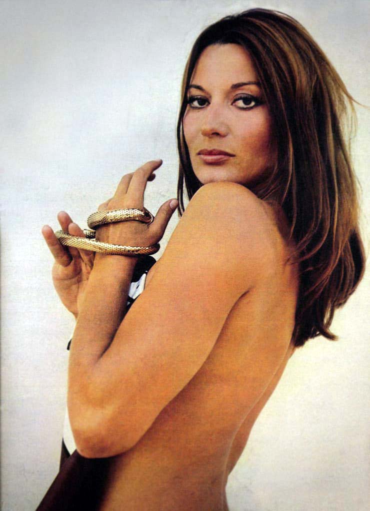 740full-rosalba-neri-1.jpg