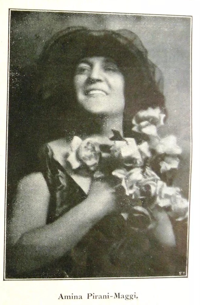 Amina 1921.jpg