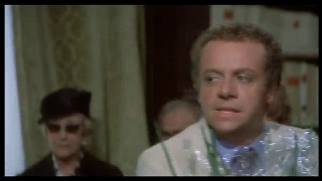 Spogliamoci così senza pudor (1976).jpg